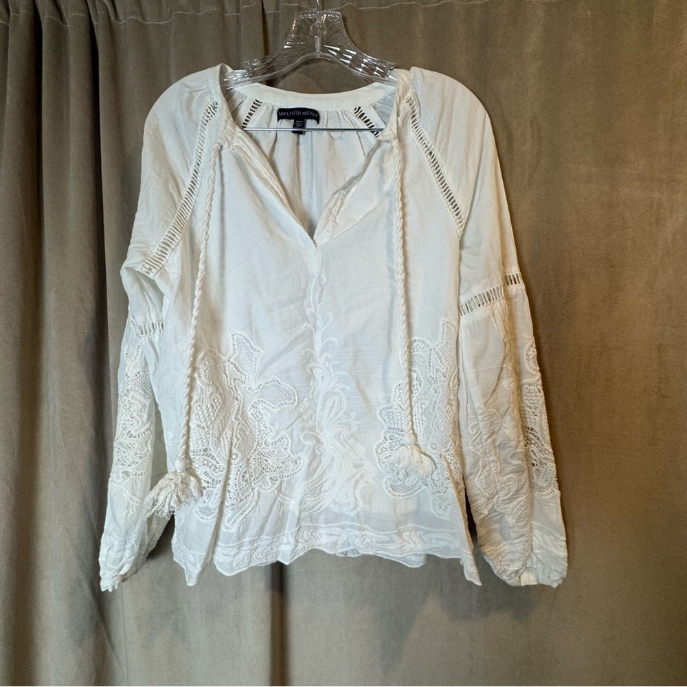 Saks Fifth Avenue Cream Embroidered Blouse boho Femme top